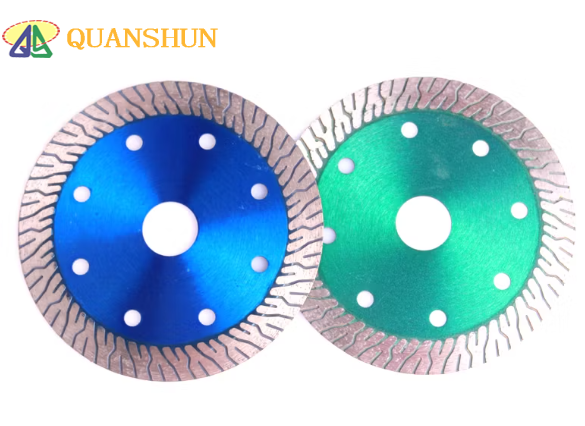 Efficient and durable diamond saw blade